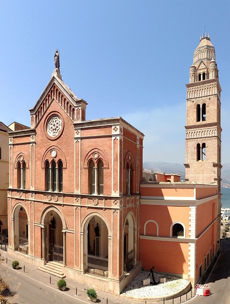 Gaeta_Basilica_Cattedrale_-_Esterno.jpg